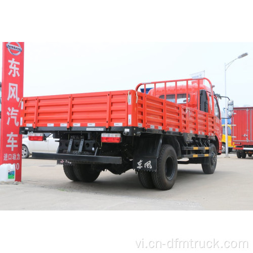 Xe tải chở hàng Dongfeng Captain với động cơ CUMMINS